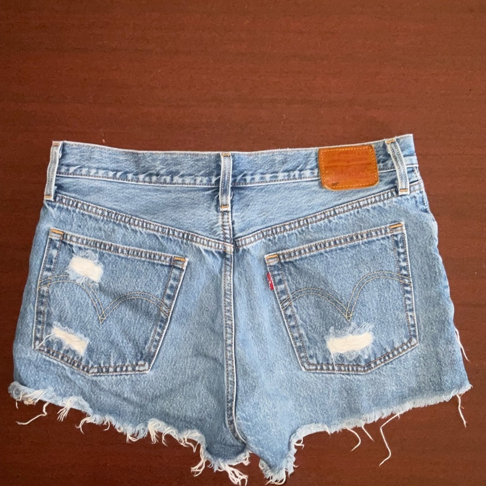 Levi's Blue Distressed Jean Shorts 501 - Picture 4 of 7